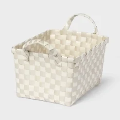 Woven Plastic Basket Small - Brightroom™ -Brightroom GUEST 8b79e323 6cc6 434d a26f a72f7c2879fd